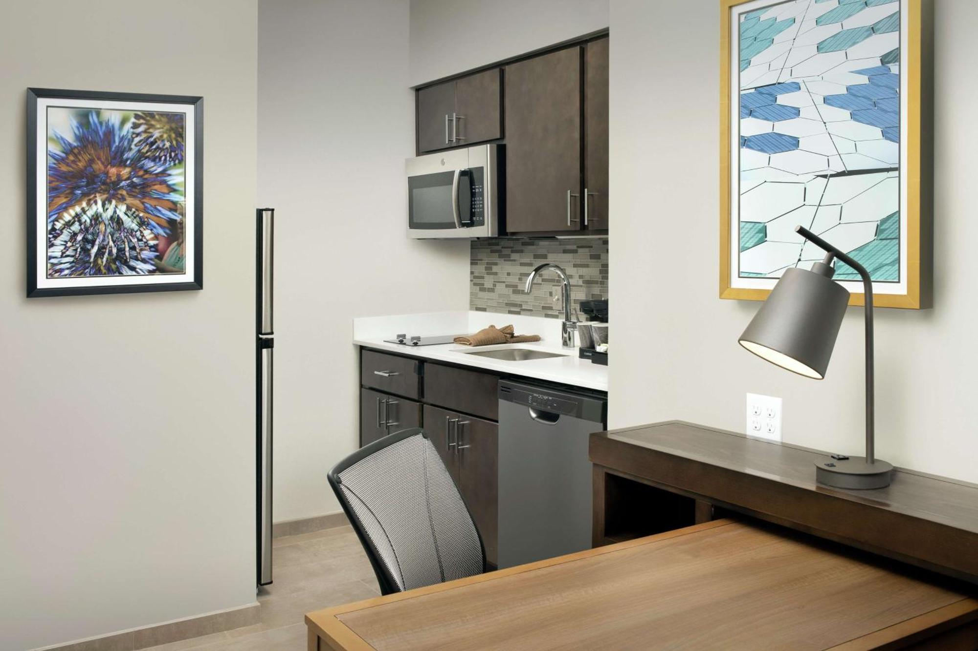 Hotel Homewood By Hilton Airport Tower Road Denver